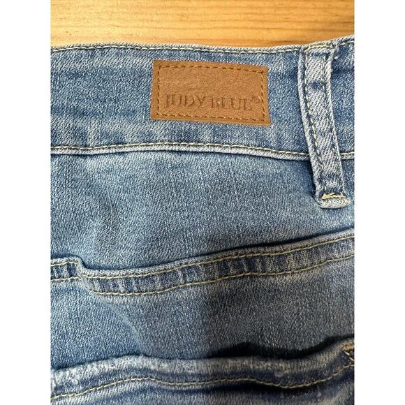 Judy Blue Denim Blue Jean Shorts Women 3XL Plus Size Summer Travel Comfy Stretch - Picture 9 of 10